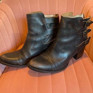 Freebird 3 buckle black booties